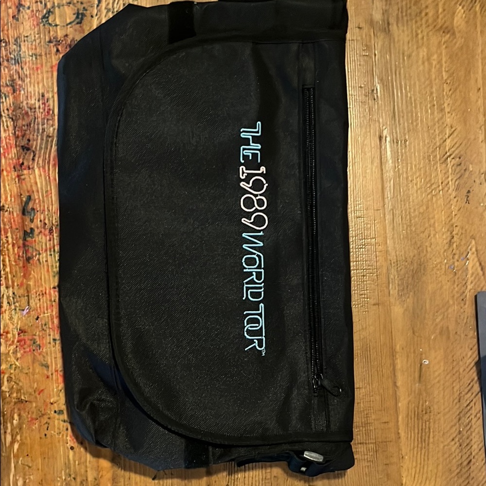 Black 1989 World Tour Bag